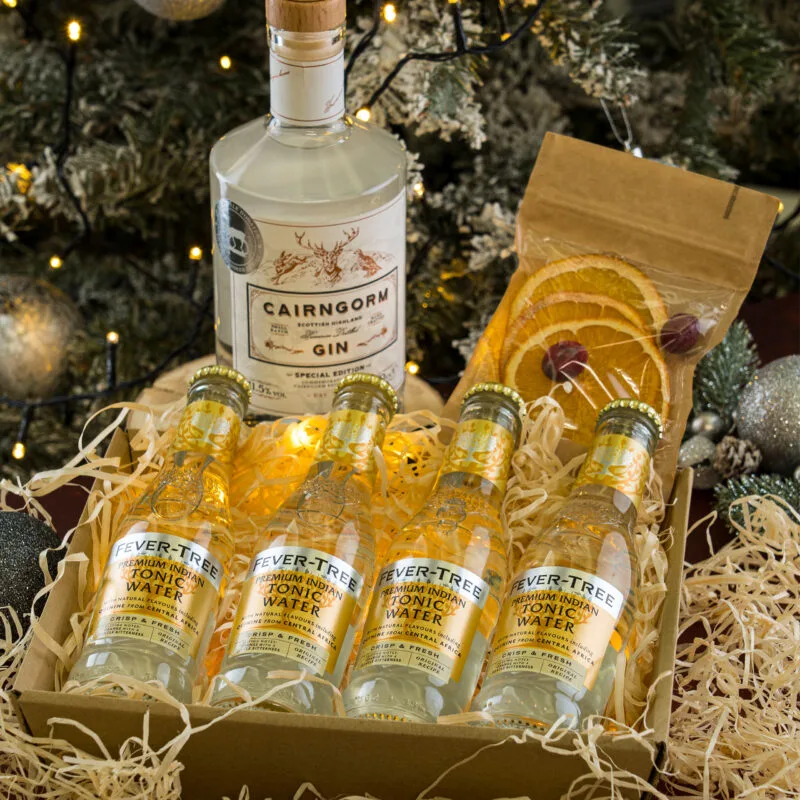 Festive Spiced Gin Perfect Serve Kit tonic